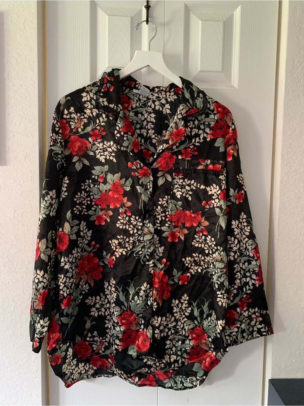 Ivy & Annabelle Floral Pajama Sleep Top Size Large